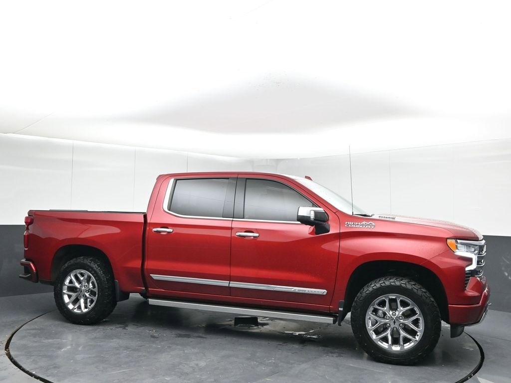 2023 Chevrolet Silverado 1500 High Country's photo