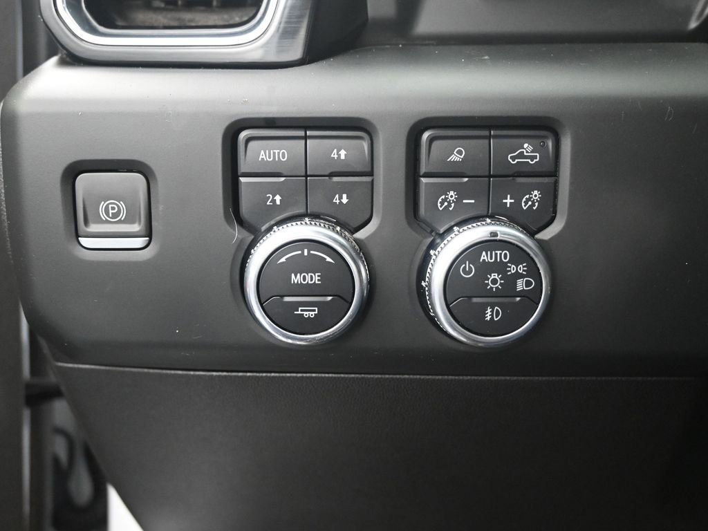 2024 GMC Sierra 2500HD Denali Ultimate - Photo 17