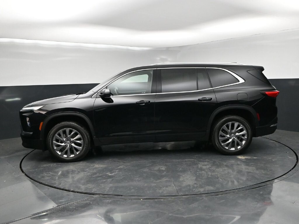 Used 2025 Buick Enclave Preferred SUV