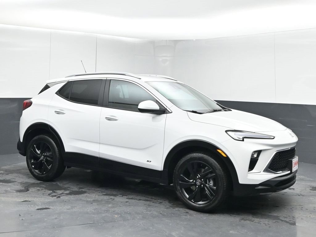 2026 Buick Encore GX Sport Touring's photo