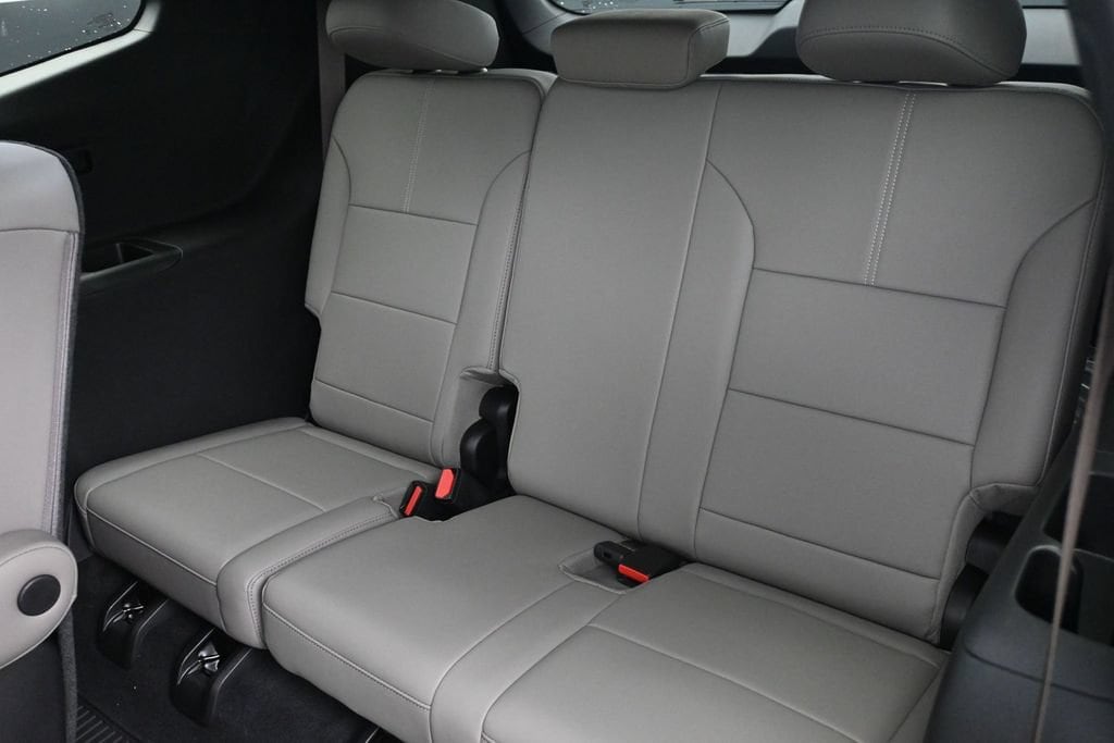 2026 GMC Acadia Elevation - Photo 13