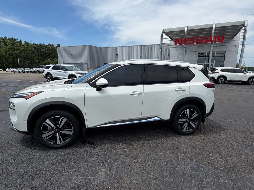 Used 2023 Nissan Rogue Platinum