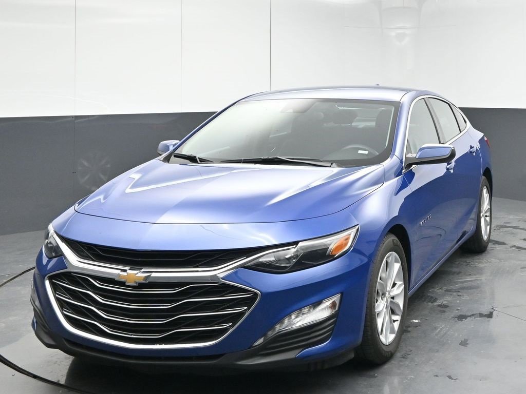 2023 Chevrolet Malibu 1LT photo 3