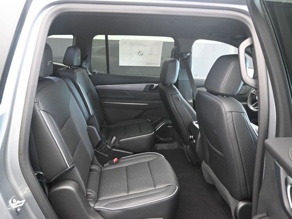 2026 Buick Enclave Sport Touring - Photo 11