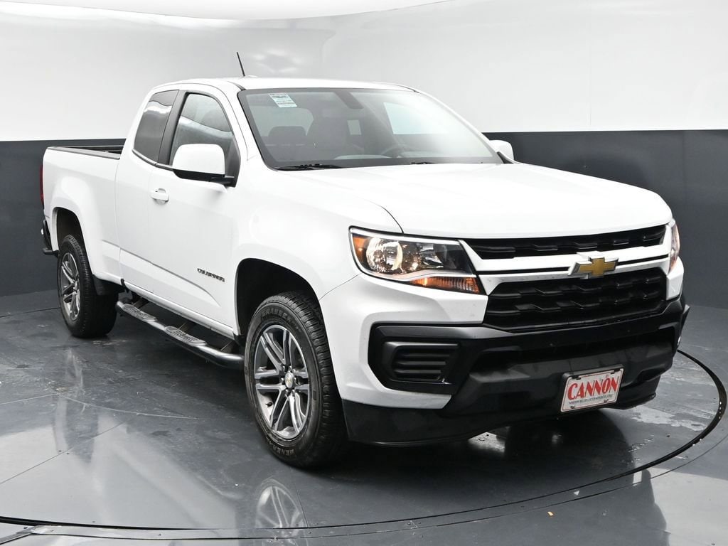 2022 Chevrolet Colorado 2WD Work Truck Extended Cab Auto's photo
