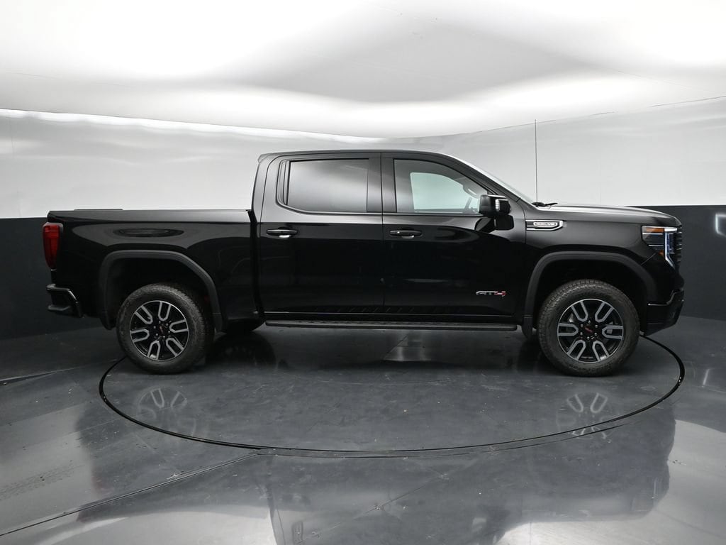 2026 GMC Sierra 1500 AT4 - Photo 6
