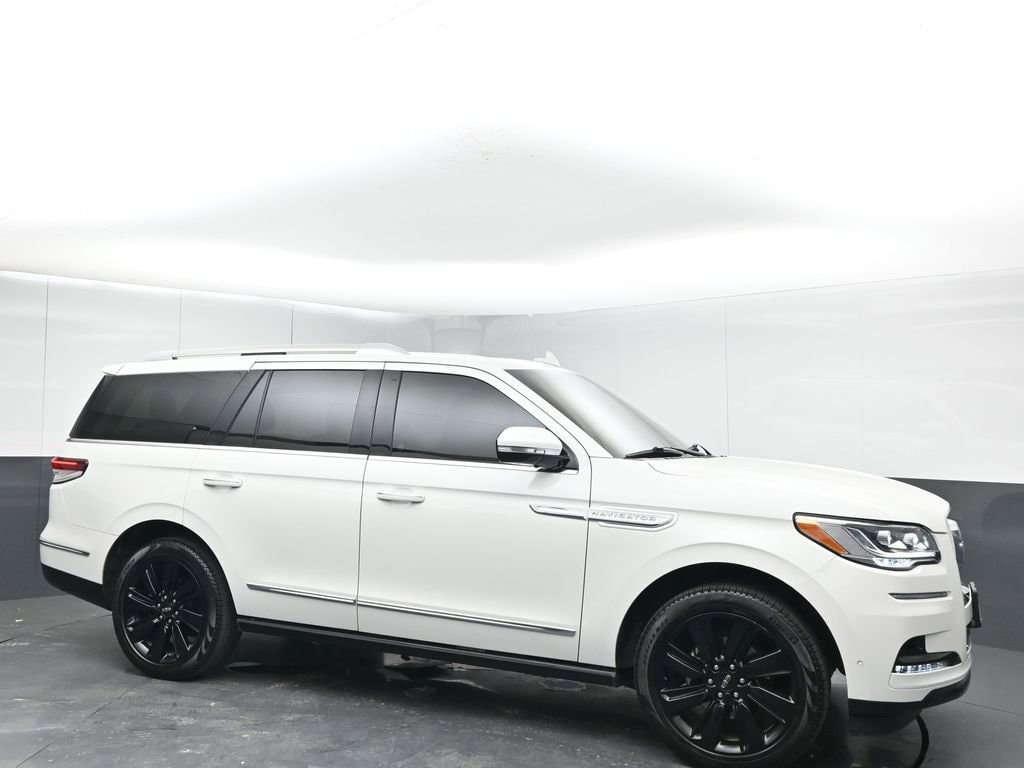 2024 Lincoln Navigator 