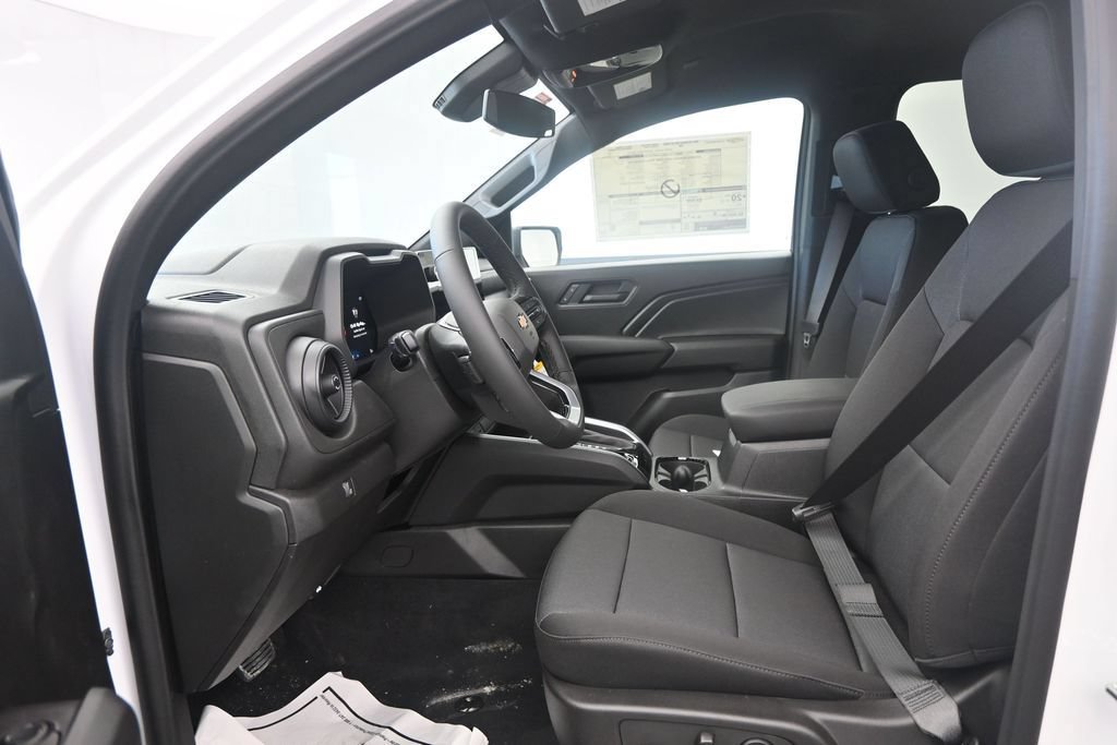 2025 Chevrolet Colorado Work Truck - Photo 9