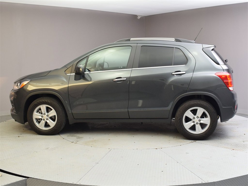 Used 2020 Chevrolet Trax LT with VIN 3GNCJLSB0LL229321 for sale in West Point, MS