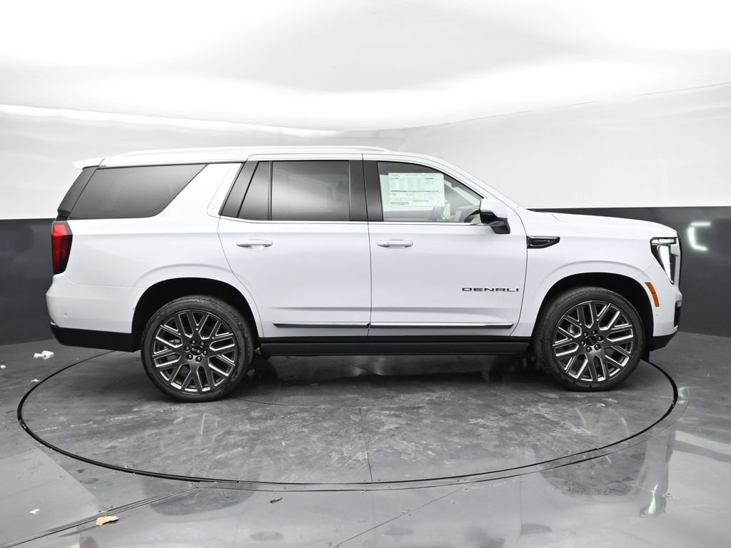 2026 GMC Yukon Denali Ultimate - Photo 8