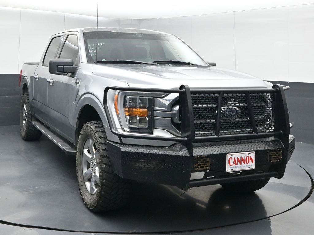 2021 Ford F-150 XLT photo 2