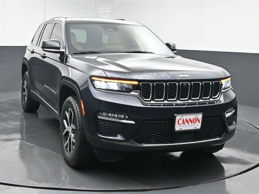 2023 Jeep Grand Cherokee Limited photo 2