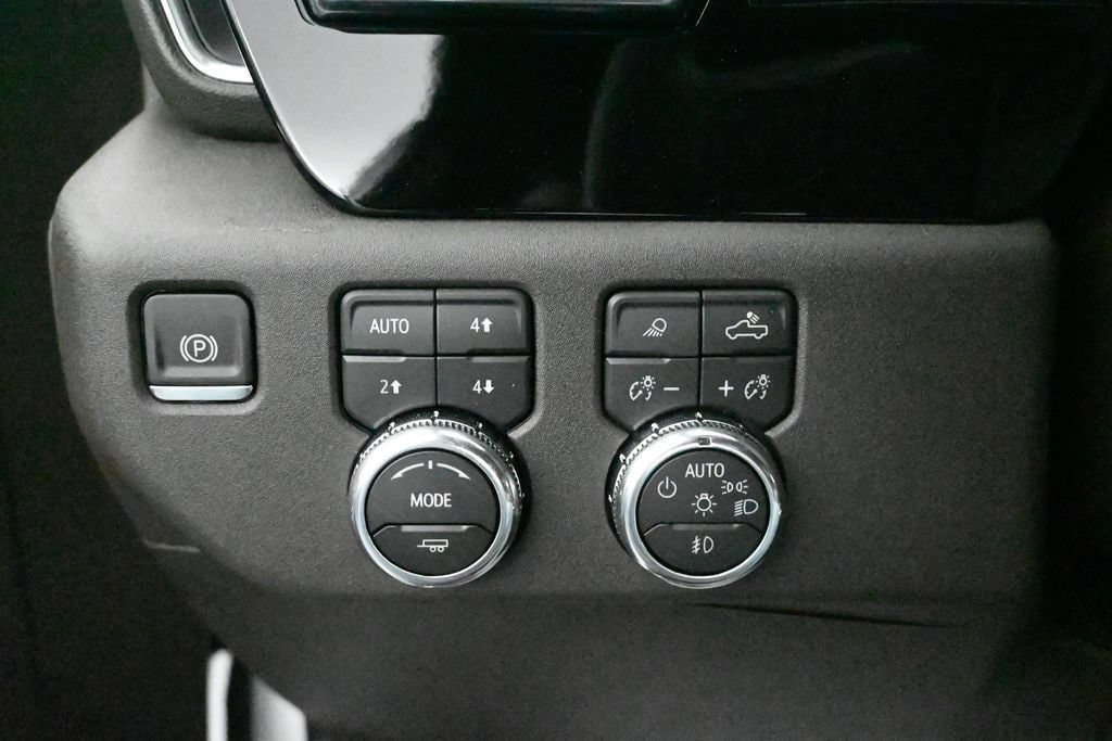 2026 GMC Sierra 3500HD SLE - Photo 17
