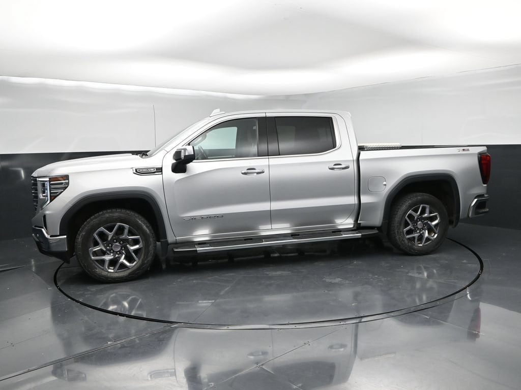 Used 2022 GMC Sierra 1500 SLT Truck