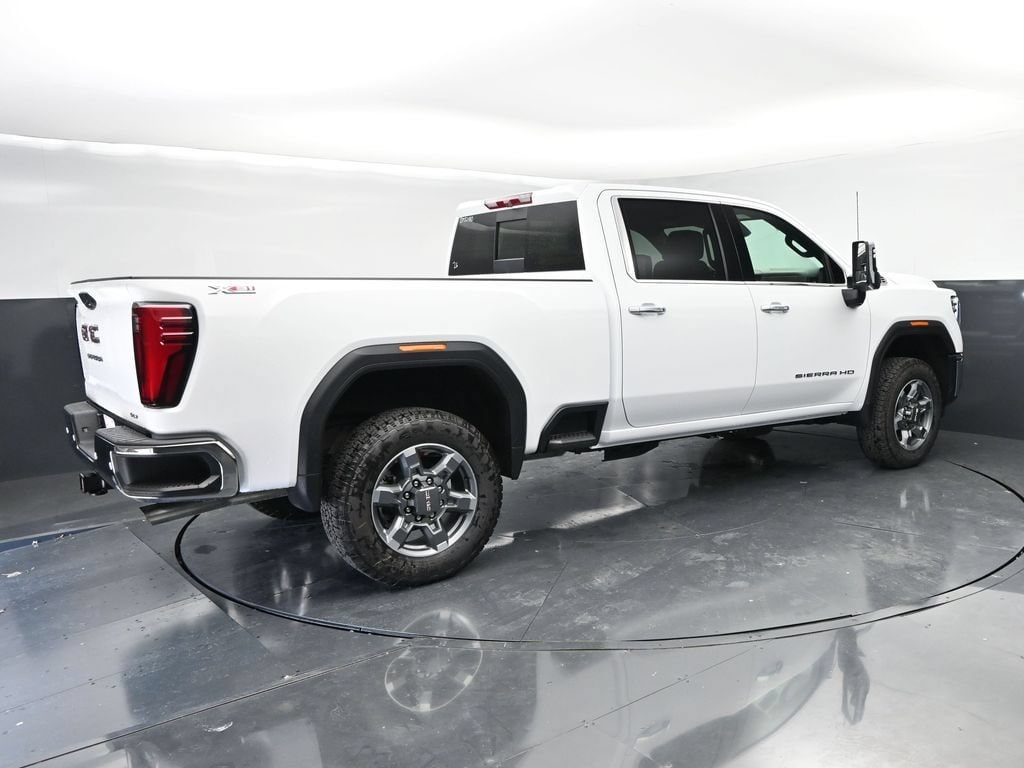2026 GMC Sierra 3500HD SLE - Photo 7