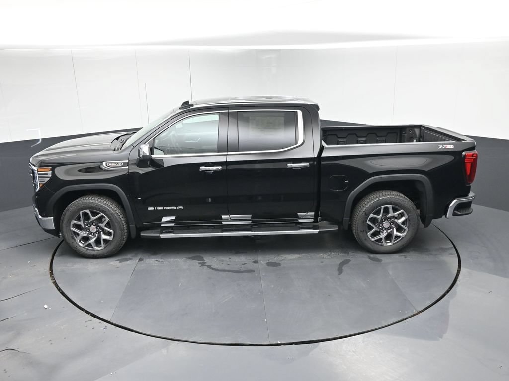 2026 GMC Sierra 1500 SLT - Photo 24
