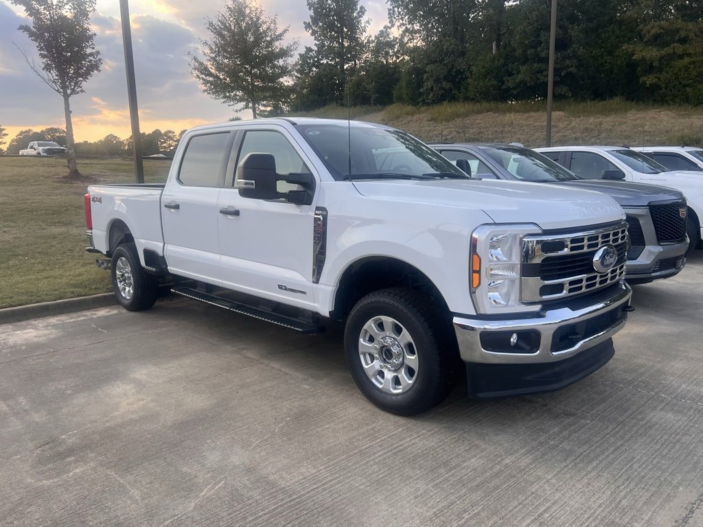 2024 Ford F-250 XL photo 3