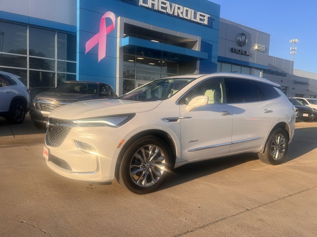 Used 2024 Buick Enclave Avenir SUV