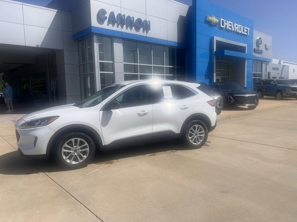 Used 2022 Ford Escape SE with VIN 1FMCU9G63NUA01140 for sale in Oxford, MS