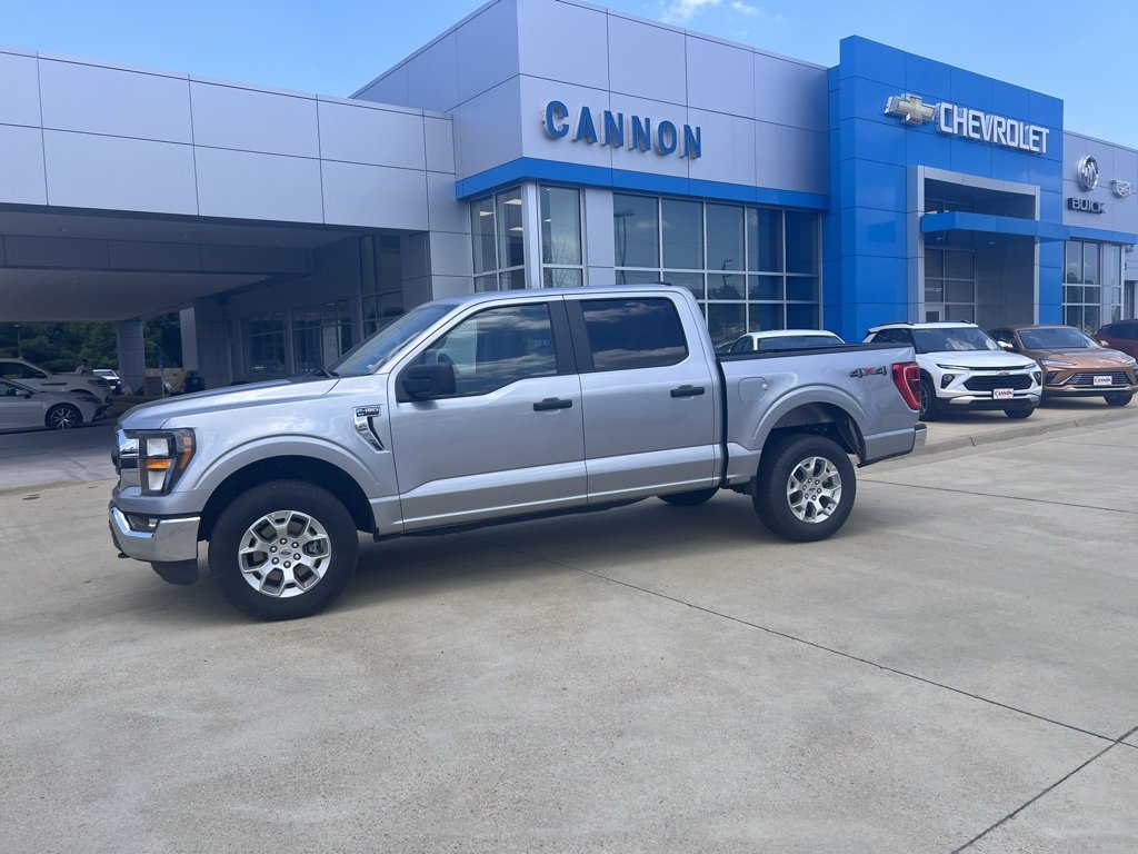2023 Ford F-150 XL photo 3