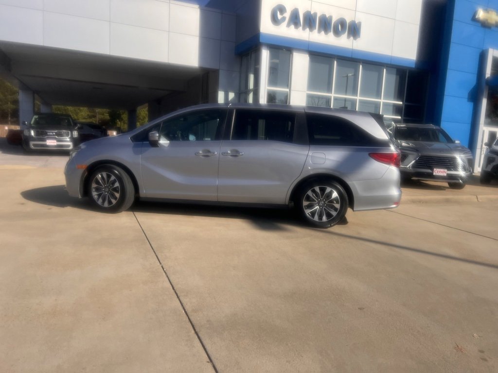 2022 Honda Odyssey EX-L photo 2