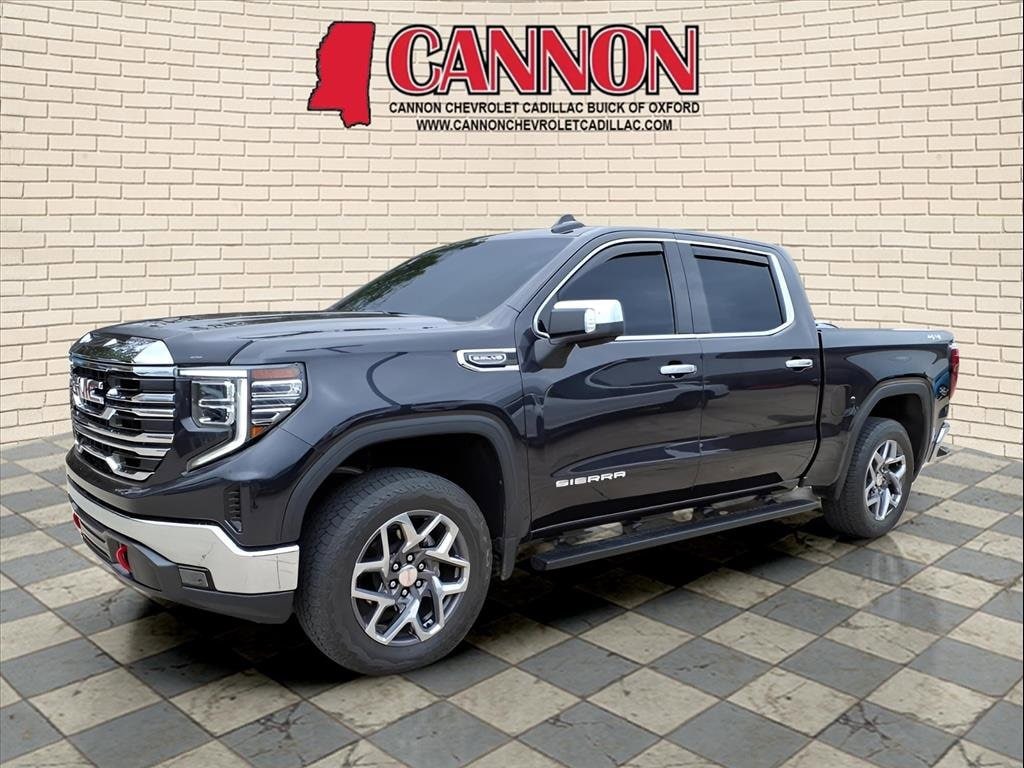 2023 GMC Sierra 1500 SLT's photo