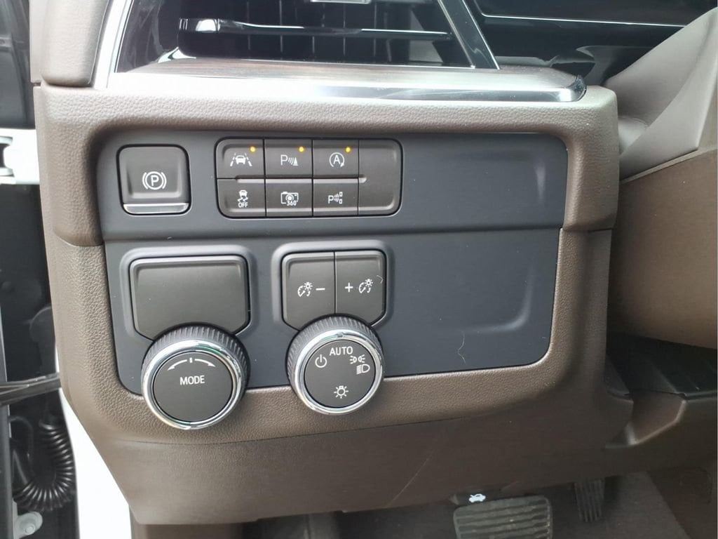 2026 Chevrolet Tahoe LS - Photo 17
