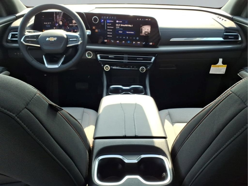 2027 Chevrolet Traverse LT - Photo 12