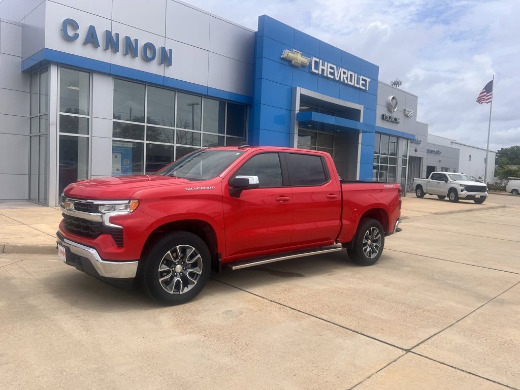 2023 Chevrolet Silverado 1500 LT photo 4
