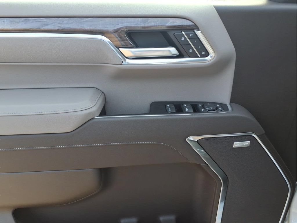 2026 Chevrolet Silverado 1500 LTZ - Photo 13