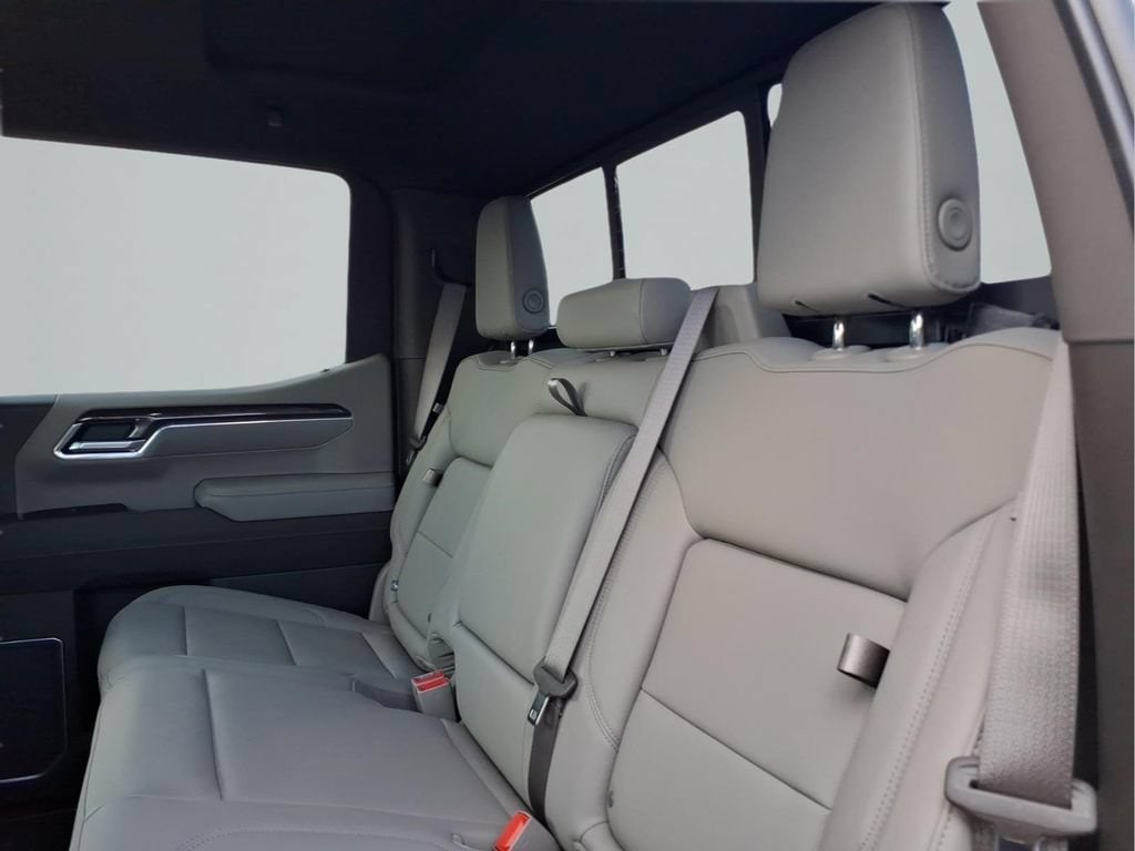 2026 Chevrolet Silverado 1500 LTZ - Photo 10