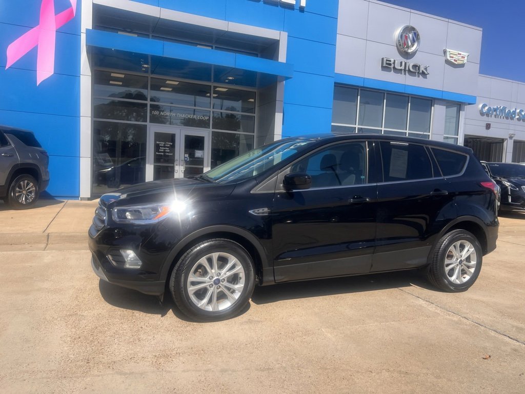 2017 Ford Escape SE photo 3