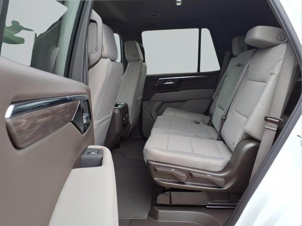 2026 Chevrolet Tahoe LS - Photo 9