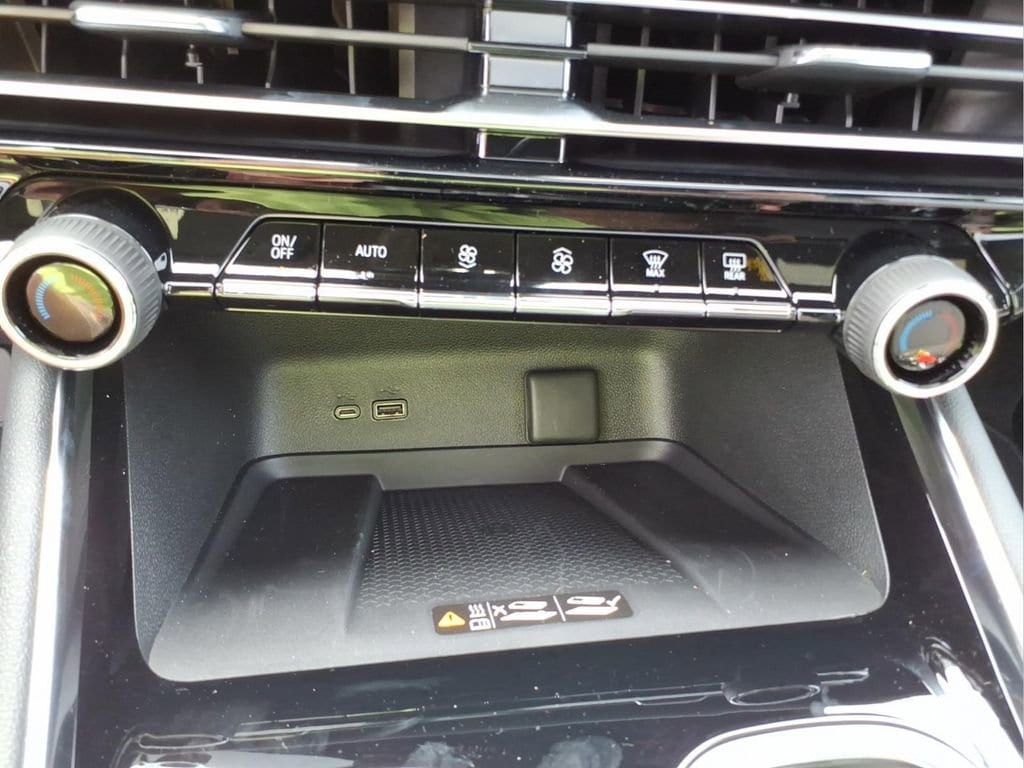 2026 Chevrolet Traverse LT - Photo 21