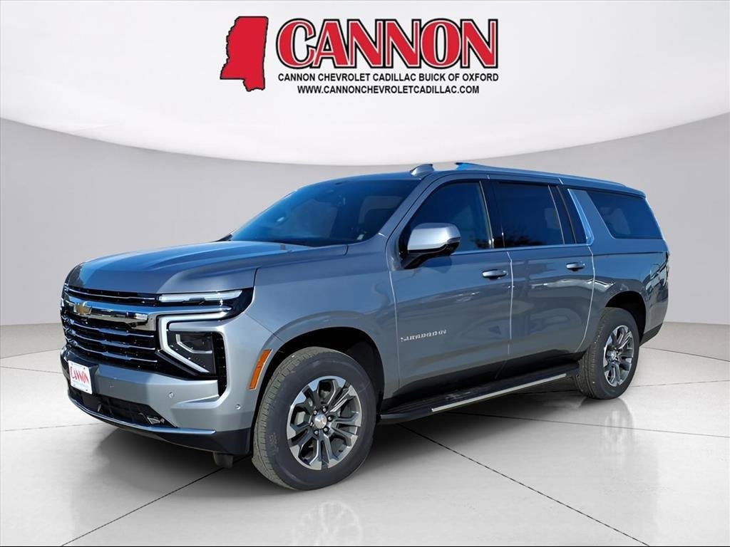 2026 Chevrolet Suburban LT's photo