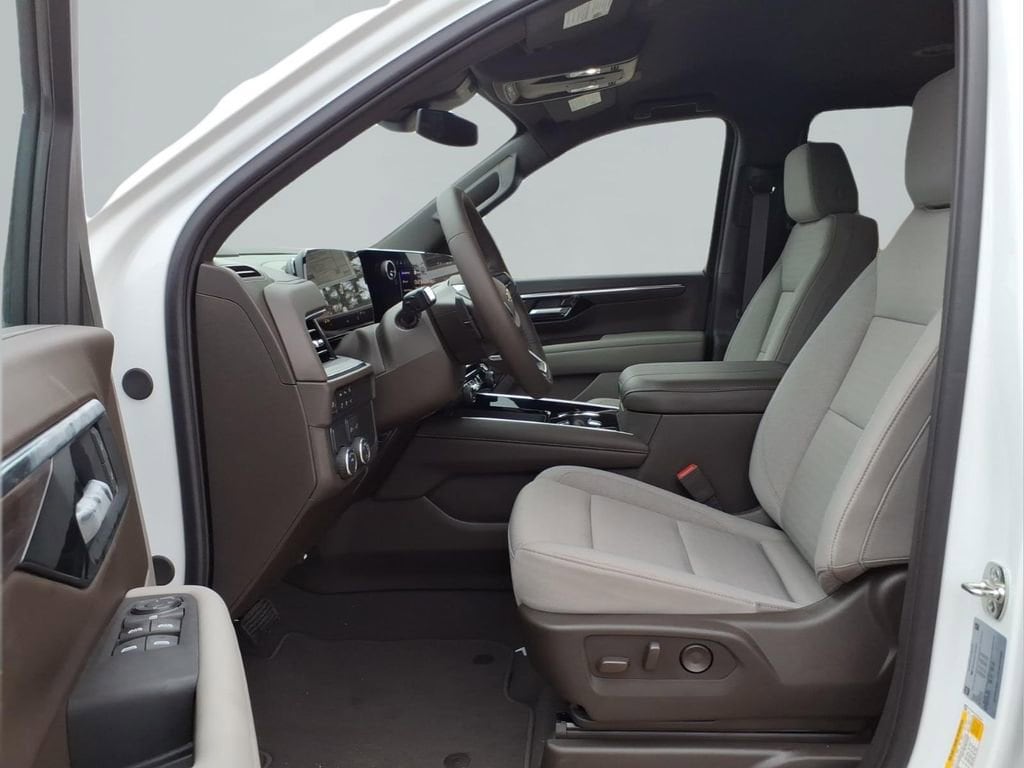 2026 Chevrolet Tahoe LS - Photo 15