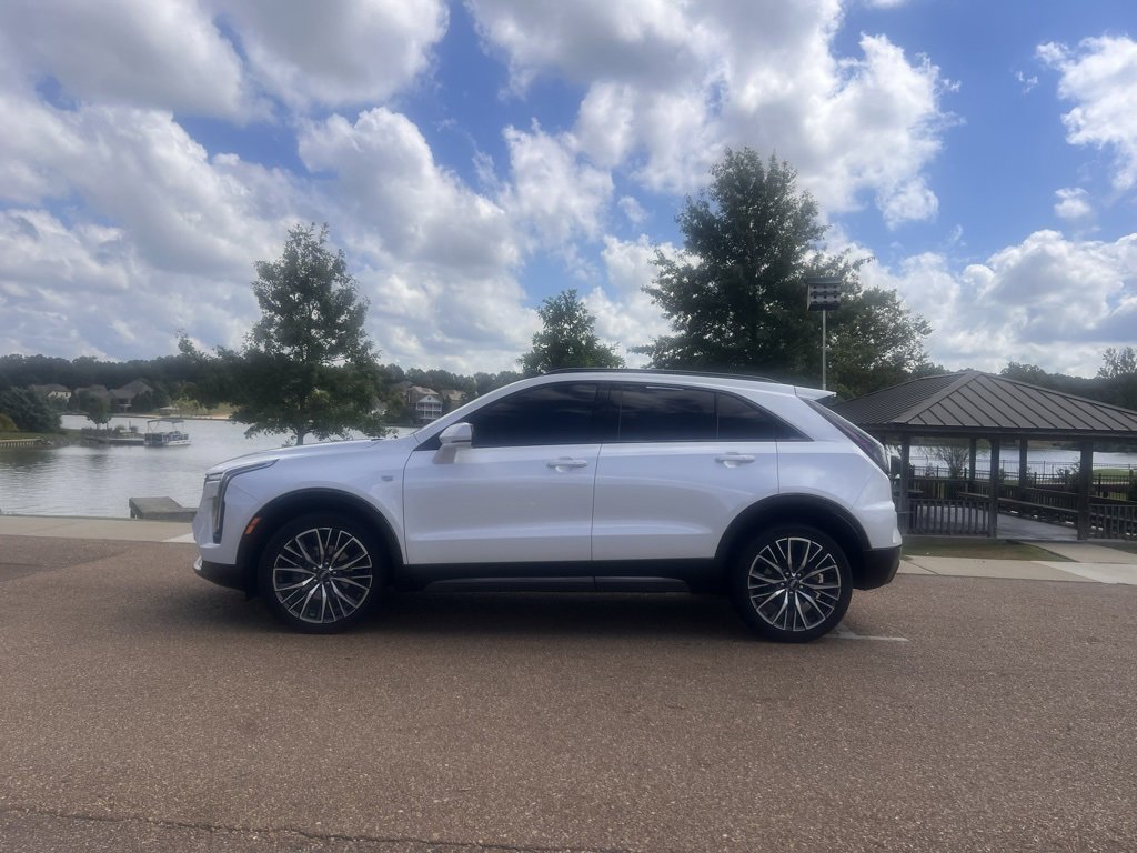 2024 Cadillac XT4 Sport photo 4