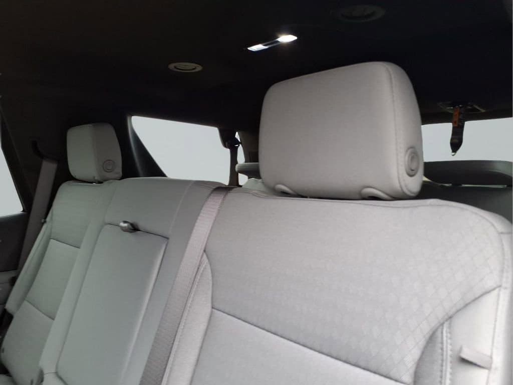 2026 Chevrolet Tahoe LS - Photo 10