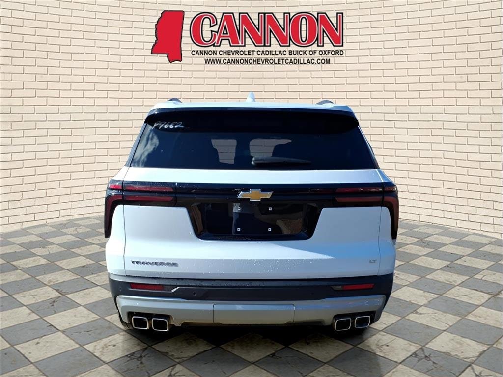 Used 2024 Chevrolet Traverse LT SUV