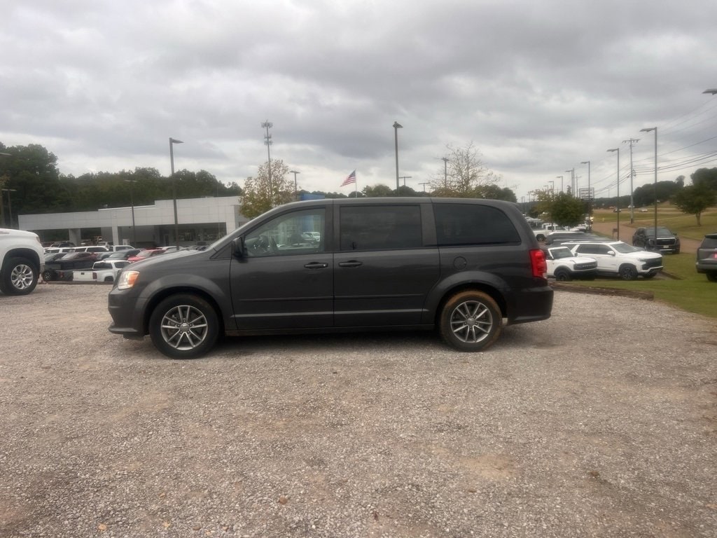 Used 2017 Dodge Grand Caravan SE Plus