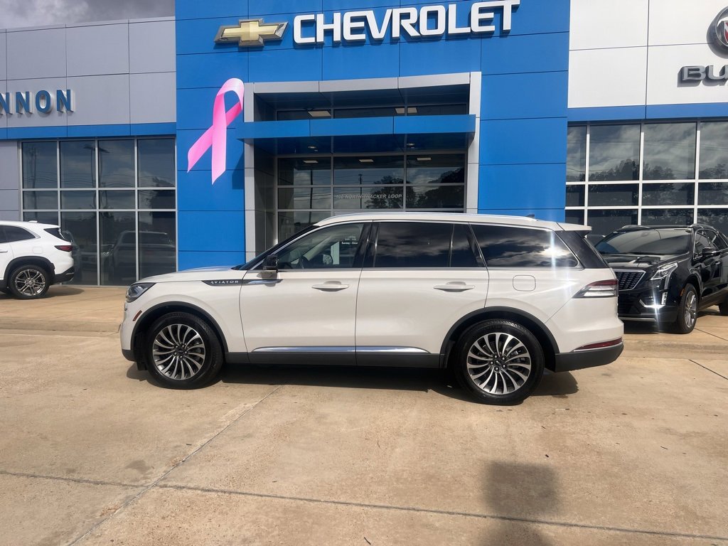 2023 Lincoln Aviator Reserve photo 2