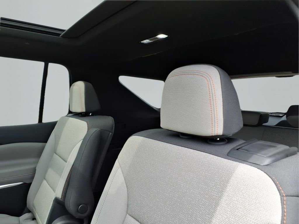 2026 Chevrolet Traverse LT - Photo 10