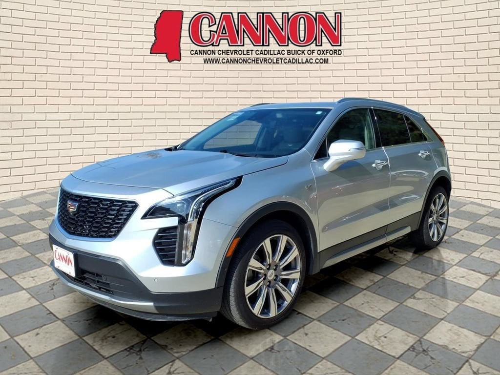 2019 CADILLAC XT4 SUV 