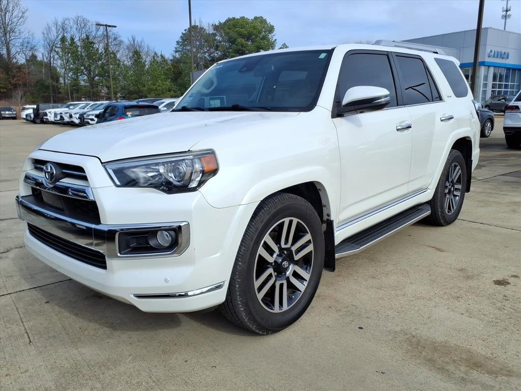 2020 Toyota 4Runner Limited's photo