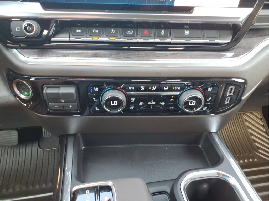 2026 Chevrolet Silverado 1500 LTZ - Photo 21