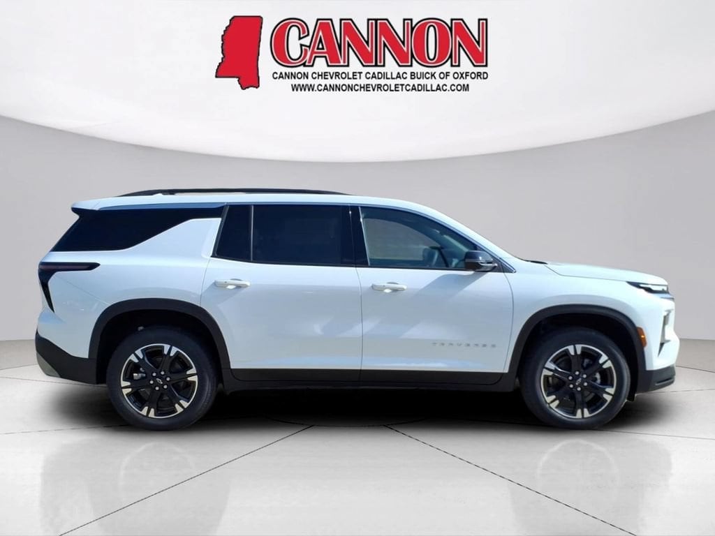 2027 Chevrolet Traverse LT - Photo 6