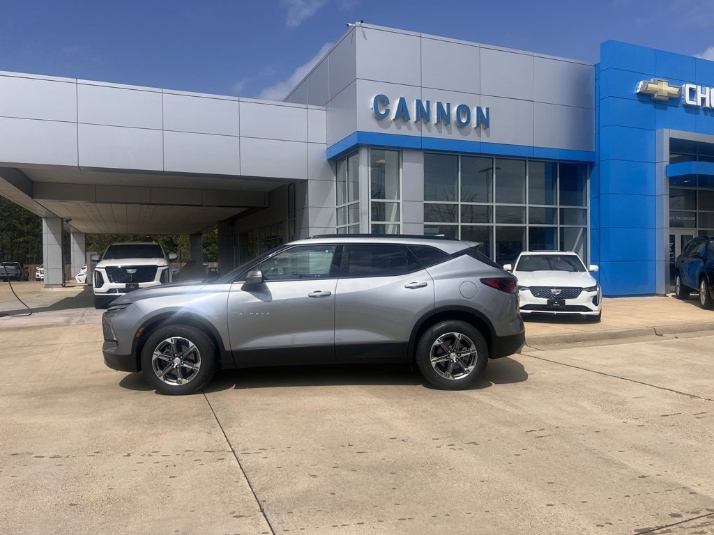 Used 2024 Chevrolet Blazer 3LT with VIN 3GNKBJRS3RS160111 for sale in Oxford, MS