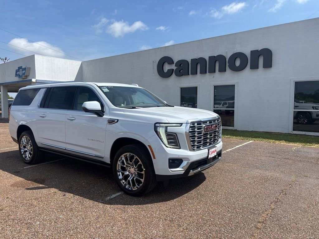 2026 GMC Yukon Denali 2WD's photo