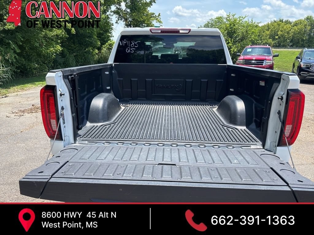 2025 GMC Sierra 1500 SLT - Photo 9