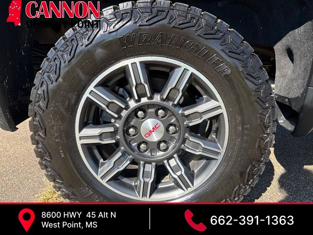 Used 2025 GMC Sierra 1500 AT4 Truck Crew Cab